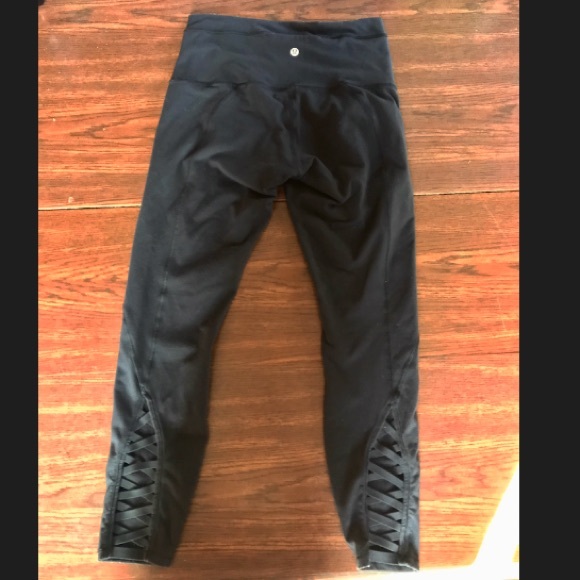 lululemon athletica Pants - Lululemon Pure Practice Pant RARE 8 BLACK
